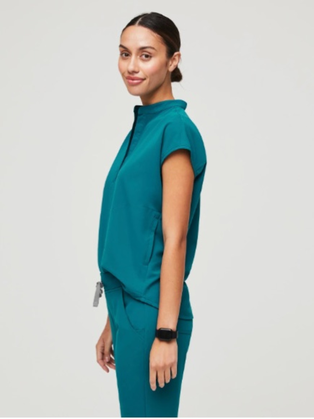 FIGS limited edition Pacific Blue Scrub Set
